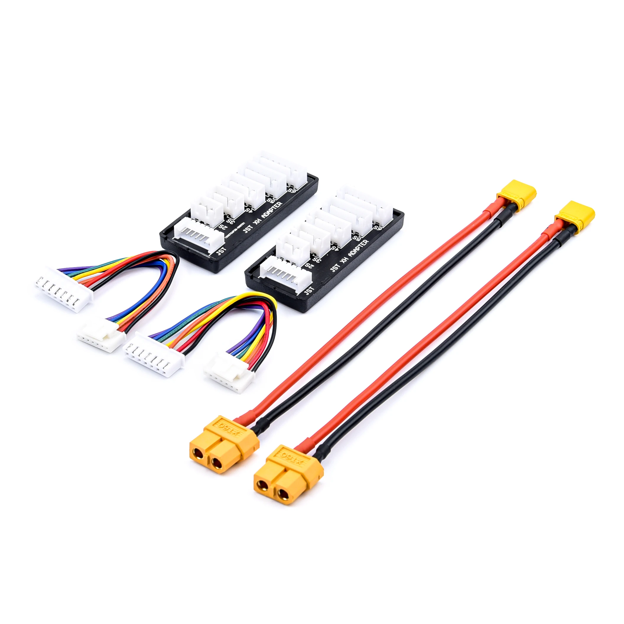 Batterie drone Combo 3 posée à côté du chargeur Hota ToolkitRC, ensemble compact