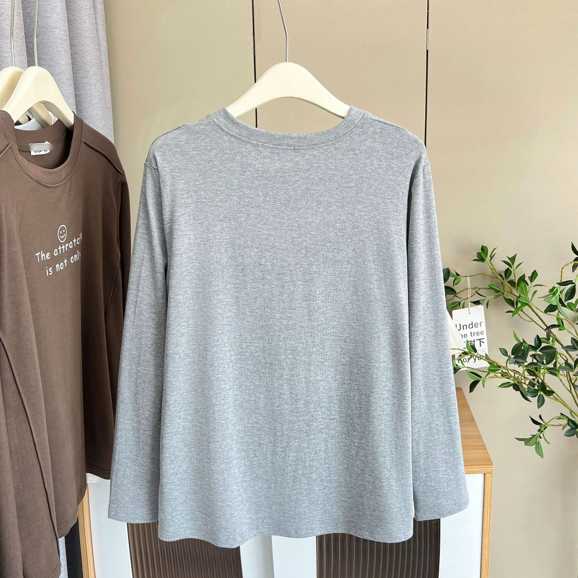 Plus Size Women's T-Shirt Autumn New Basic Style three-dimensional Cut Printed Letter Long Sleeved Tees 666