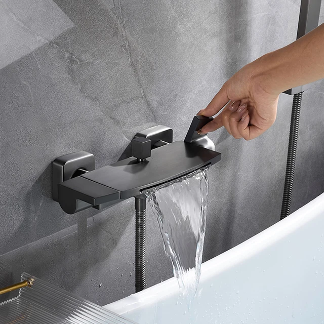 ก๊อกน้ำอ่างอาบน้ำแบบติดผนัง ดีไซน์หรูหราทันสมัย สำหรับอ่างอาบน้ำและฝักบัว ทำจากทองเหลือง ผสมน้ำร้อนน้ำเย็น 2