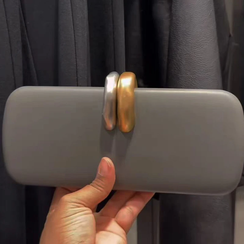 العلامة التجارية المرأة مساء حقيبة الأوروبية الأمريكية الصلب الجوانب صندوق حقيبة صغيرة حلقة معدنية مزين سلسلة الكتف/حقيبة كروسبودي المحفظة