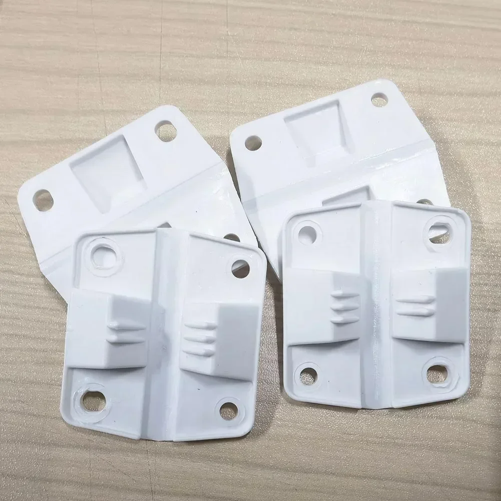 Kit Ricambio Cerniere E Chiusure Per Igloo 50-165L - Plastica E Acciaio - Facile Installazione