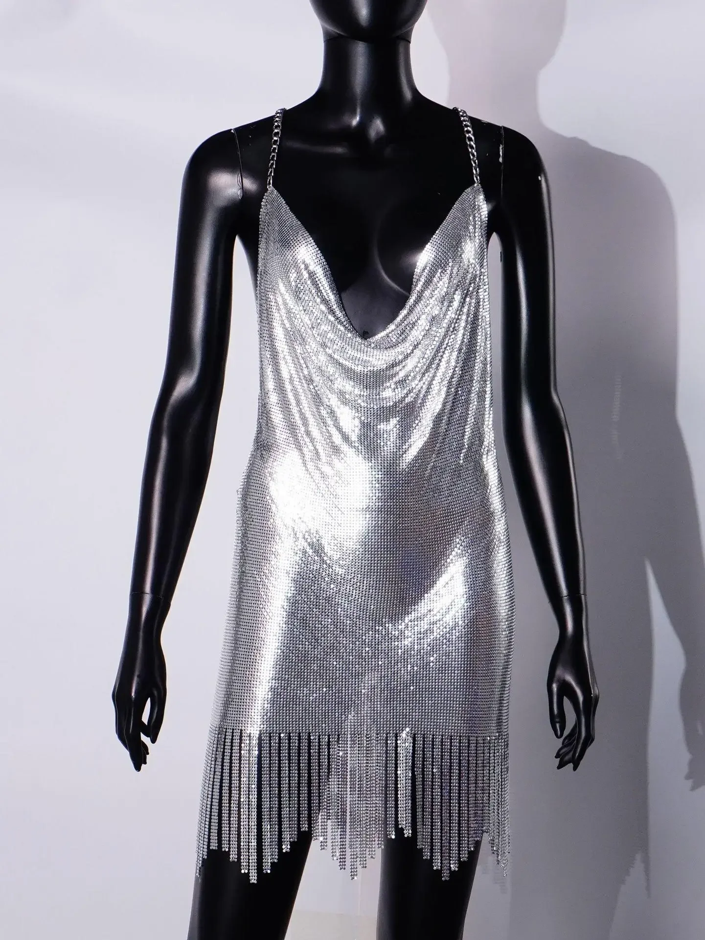 Sexy Metal Splice Backless Women's Dress Fashion V-neck Sleeveless Backless Cross-border Short Dresses 2025 Lady Party Vestidos