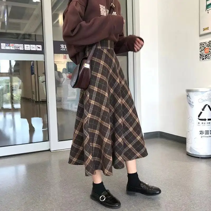 Tweed Plaid Skirt Women Fall Winter New Loose Vintage England Style Mid Length High Waist Package Hip A-line Long Skirt Female