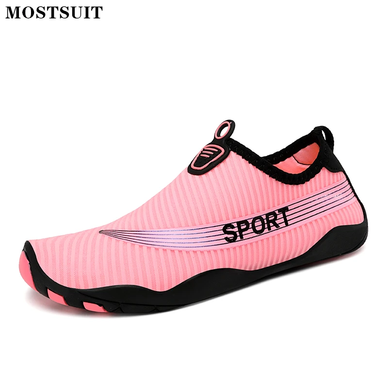 Summer New Men Water Shoes Women Aqua Shoes Kids Swimming Beach Fitness Runing Quick-Dry Outdoor Barefoot Sport Sneaker Footwear beach aqua water shoes men boys quick dry women breathable sport sneakers footwear barefoot swimming hiking gym bicycle shoes