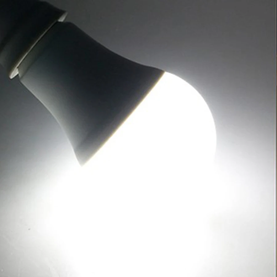 12W White E27 bulb