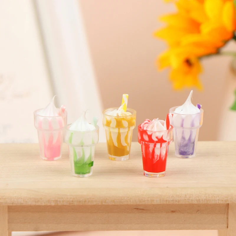 

5Pcs 1/12 Scale Miniature Dollhouse Sundae Ice Cream Cup Pretend Play Mini Foods for Barbies OB11 Doll Kitchen Accessories Toys
