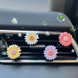 Floral Car Air Freshener Clip - Daisy Aromatherapy Vent Accessory (4 pcs)