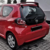 Rear Roof Spoiler V.1 For Toyota Aygo MK1 （2005-2015 ）Hatchback Black FRP Carbon Fibre  Lip Spoiler For Car Tail Wing Decoration 2
