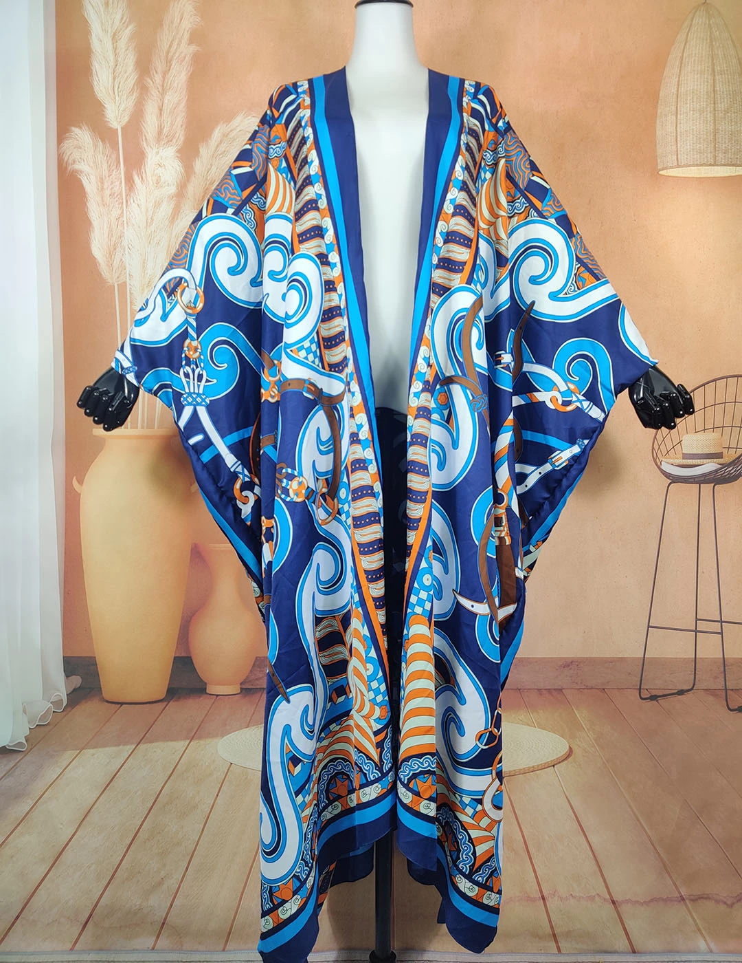 Miss Selfridge - Kurzer, bestickter Strand-Kimono aus schwarzer Spitze mit Schnürung und