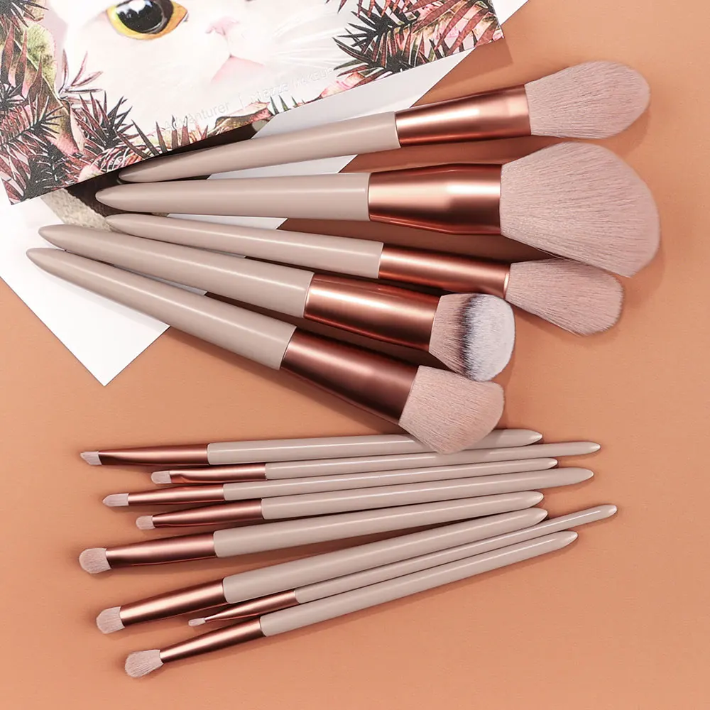 Set di 13 pennelli per il trucco, 2 spugnette per cipria, pennelli per fondotinta, fard e ombretto, strumenti di bellezza._voghion.com