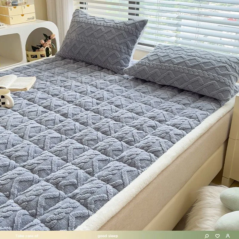 Winter Thicken Mattress Pad Soft Warm Plush Cozy Velvet Fitted Sheet Double Bedspread Bed Linens for Household Bedroom Decor 6