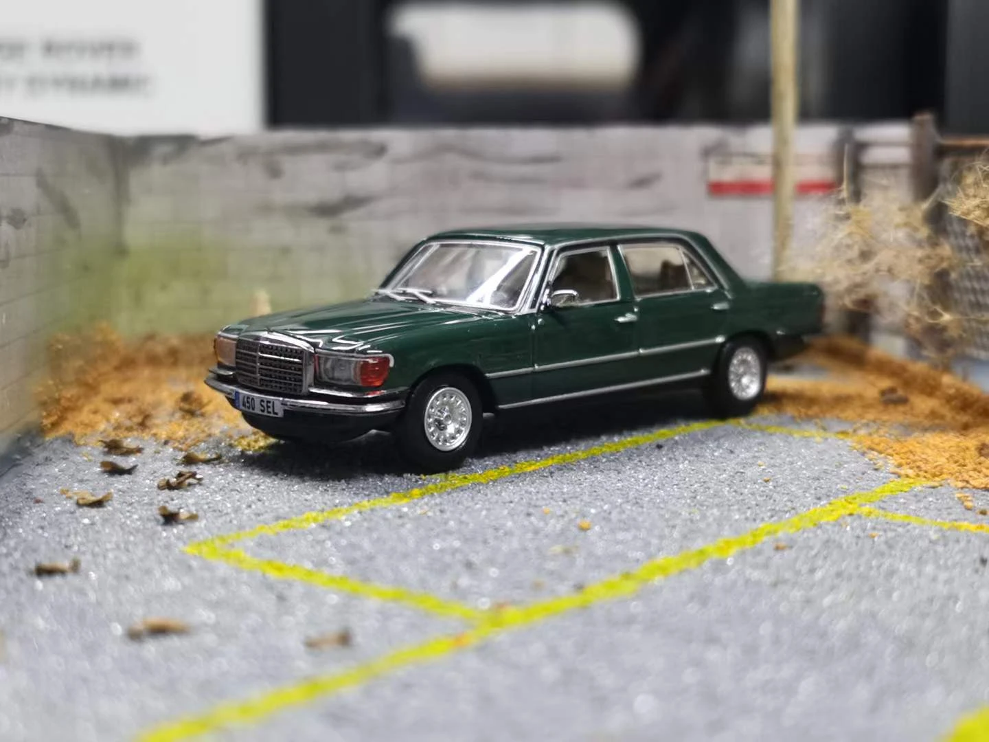 MaxWell 1:64 1976 S 450SEL W116 Metal Gray /Green Blue