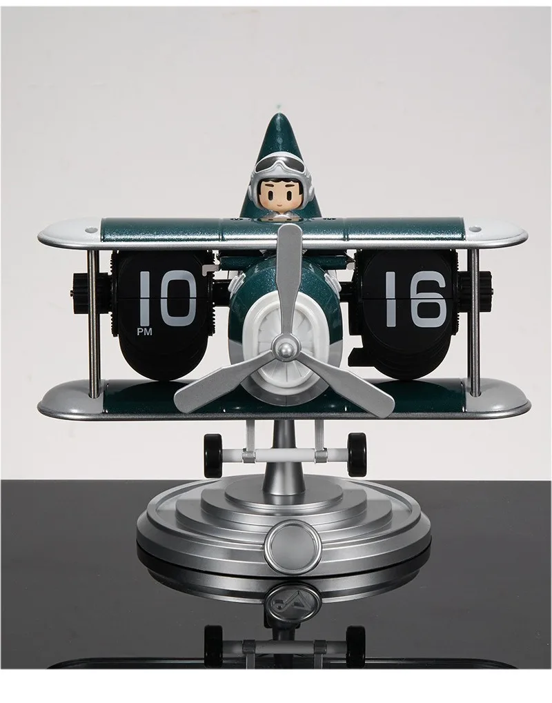 Plastic Case Creative Table Clocks Vintage Aircraft Moulding Desk Clock Auto Page-Turning