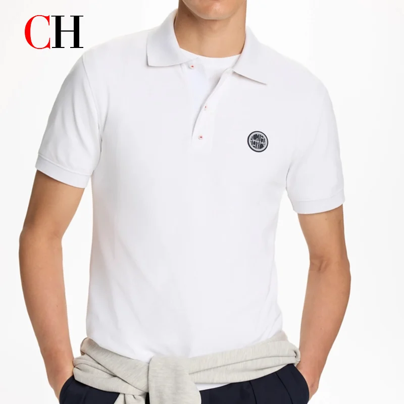 Polo a maniche corte da uomo in piqué premium con badge circolare CH sul petto sinistro, intemporale, versatile, casual, per tutti i giorni. - immagine 6