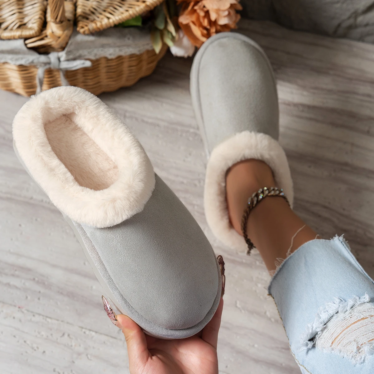 Women's Fluffy Slippers Canada | EvaCozy™ Warm Winter Shoes