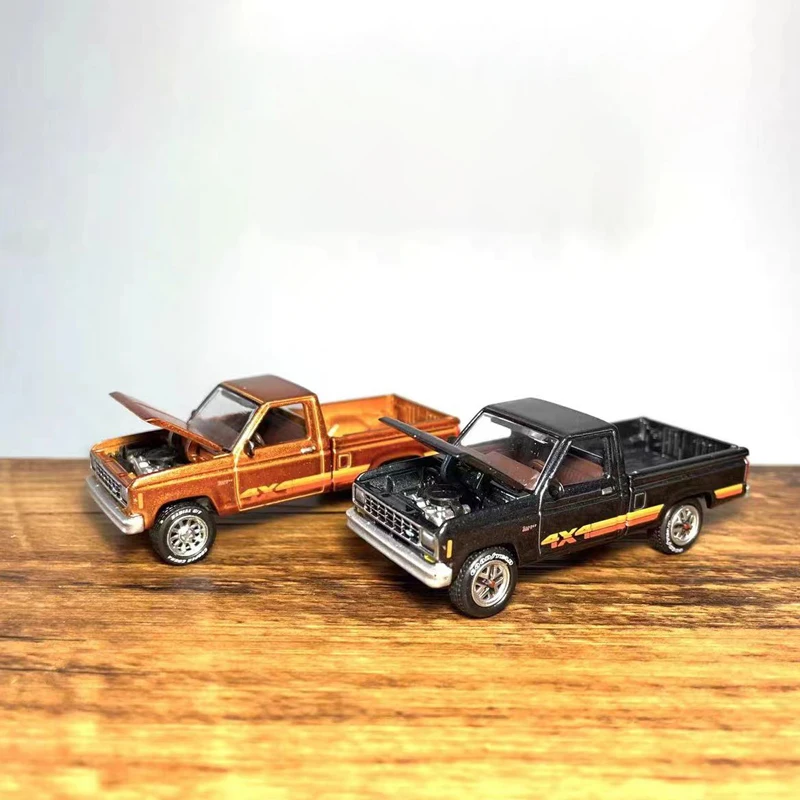 

GreenLight 1/64 Ford Mustang GT Bburago 1:64 Autoworld Diecast Ford Car Model Alloy Metal Cars Toy Vehicles Collection Toy Gift