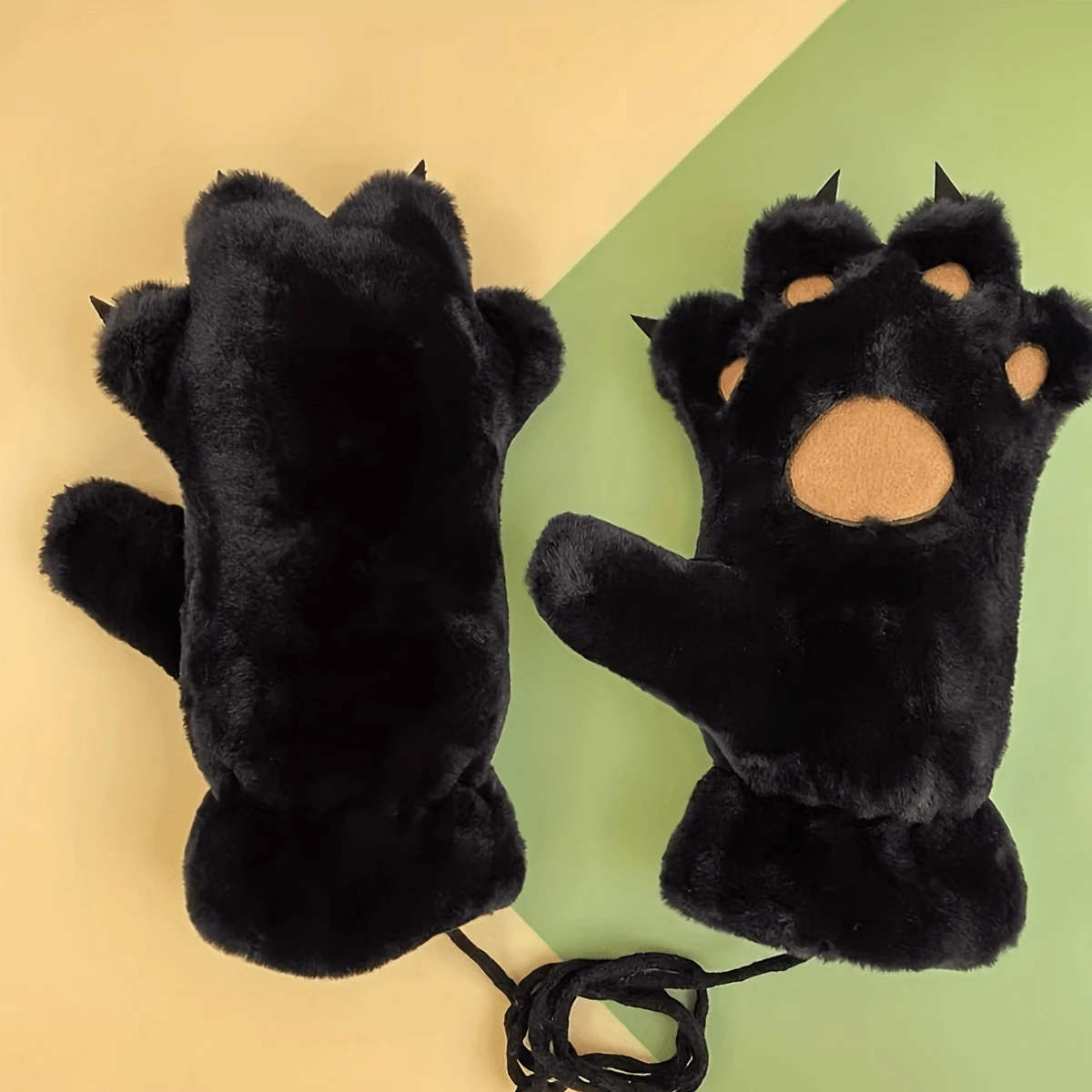 1pair Bear claw gloves padded and thickened to prevent cold and keep warm