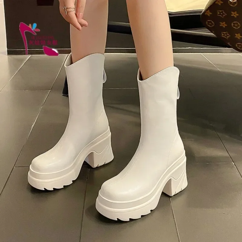 

Женские белые сапоги, новинка 2023, модные женские сапоги в Корейском стиле с круглым носком, водонепроницаемые Нескользящие сапоги до середины икры на толстой подошве