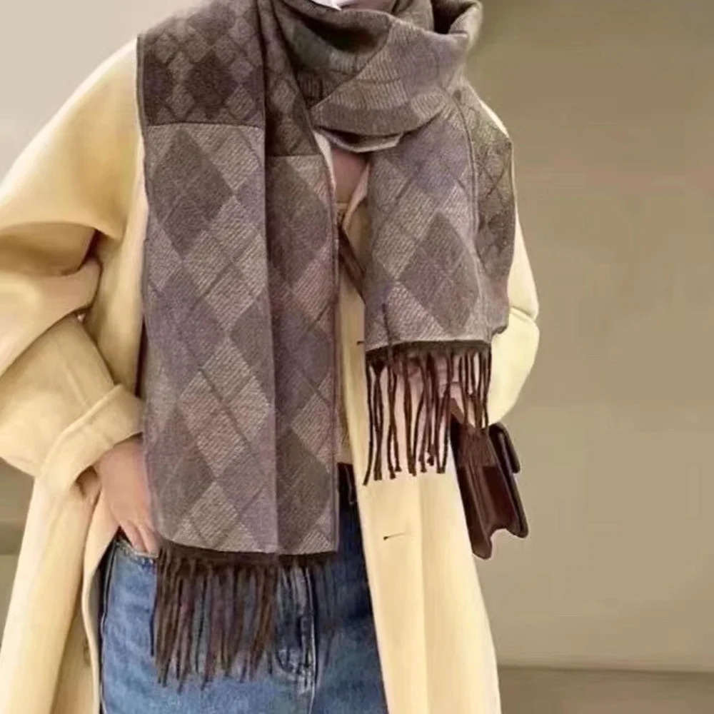 

New Soft Spunlaced Diamond Plaid Cashmere Like Jacquard Scarf Women Hijab Warm Neck Shawl In Winter Towel