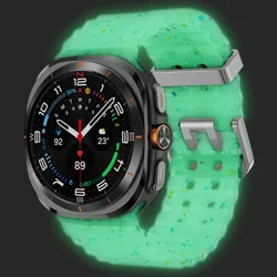 Luminous Silicone Smartwatch Strap - Universal Fit - Galaxy Watch 7 Ultra (Luminous silver)