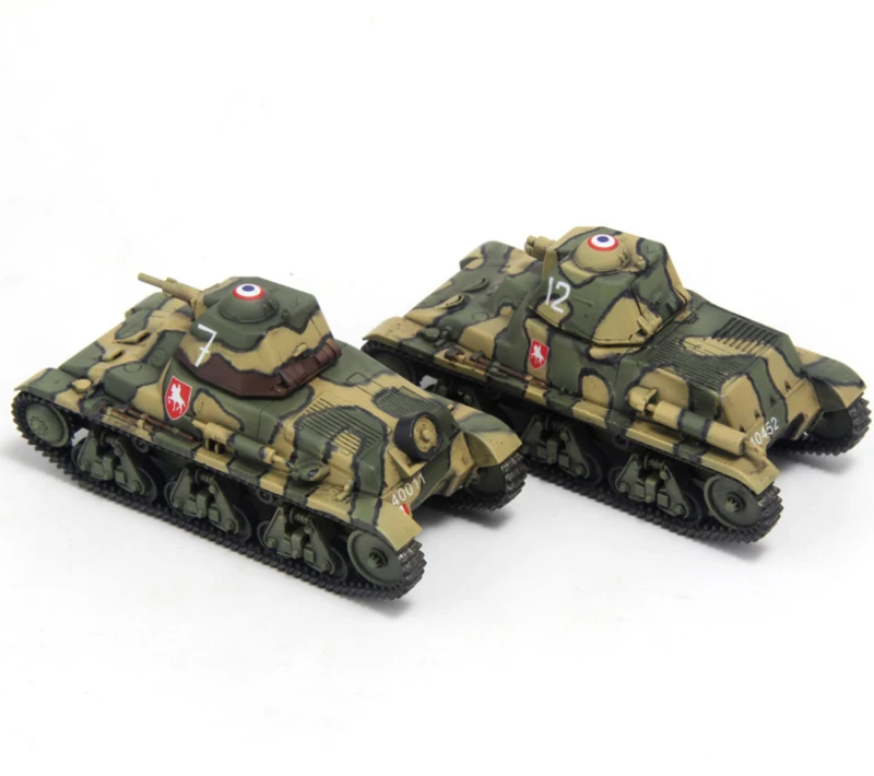 1:72 Scale 2pcs Model RP1032 French H35 Tank Late Type H38/39 Camouflage Two Sets Tank Collection Souvenir Gifts Decoration Fan