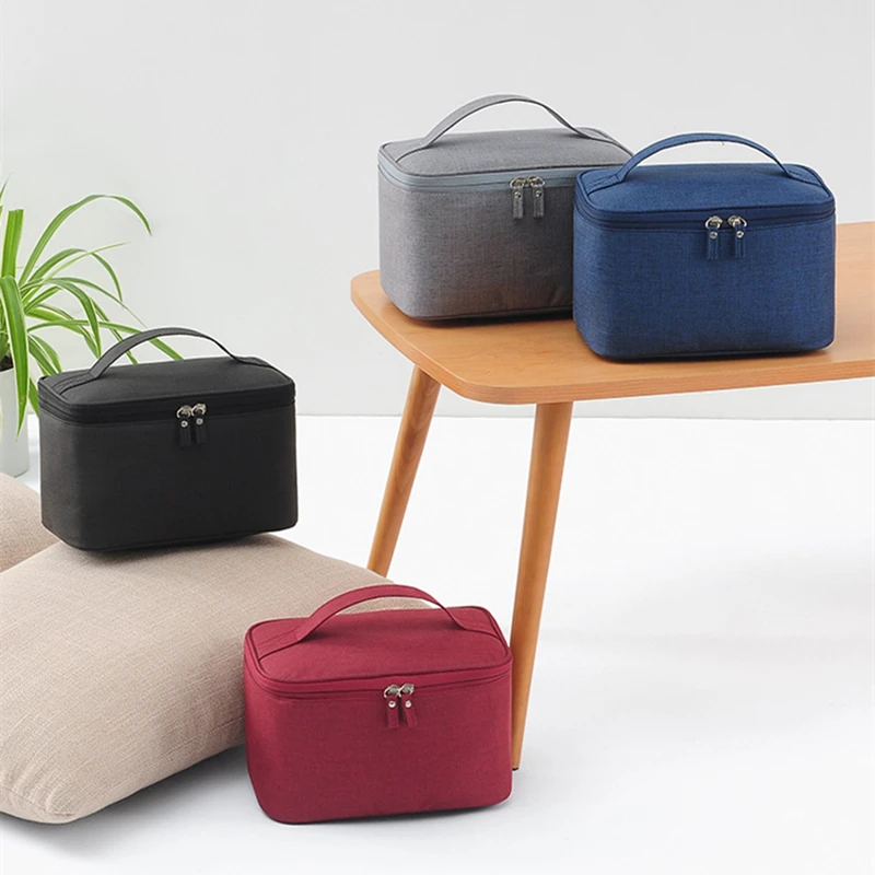 Рисунок 6 - Косметичка из кожи Оксфорд с двойной молнией