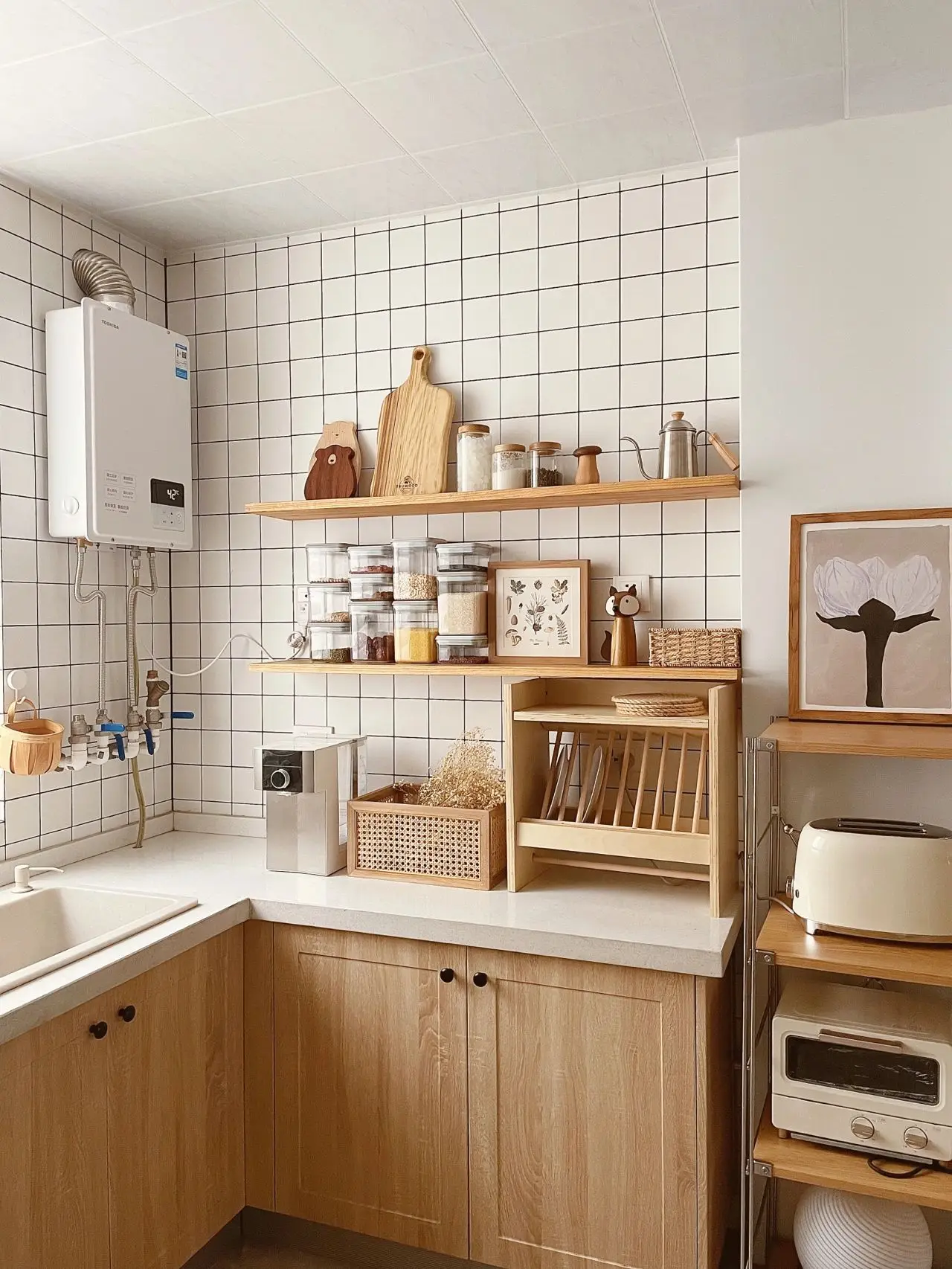 2025 Popular Small Kitchen Cupboard Design Modern Kitchenette