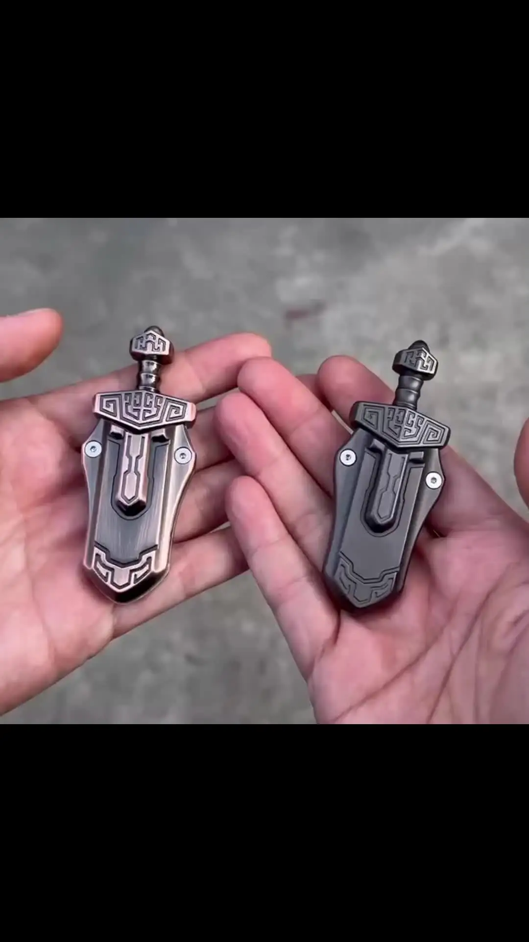 EDC 玩具　おもちゃ　サイバー風金属製剣型おもちゃ　限定品 EDC 剣減圧おもちゃフィジェットスライダーフィジェットおもちゃ