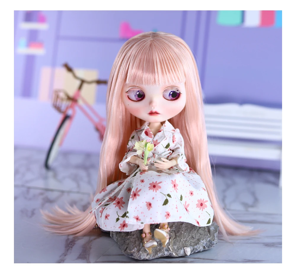 Sara – Premium Custom Neo Blythe Doll with Pink Hair, White Skin & Matte Cute Face 13