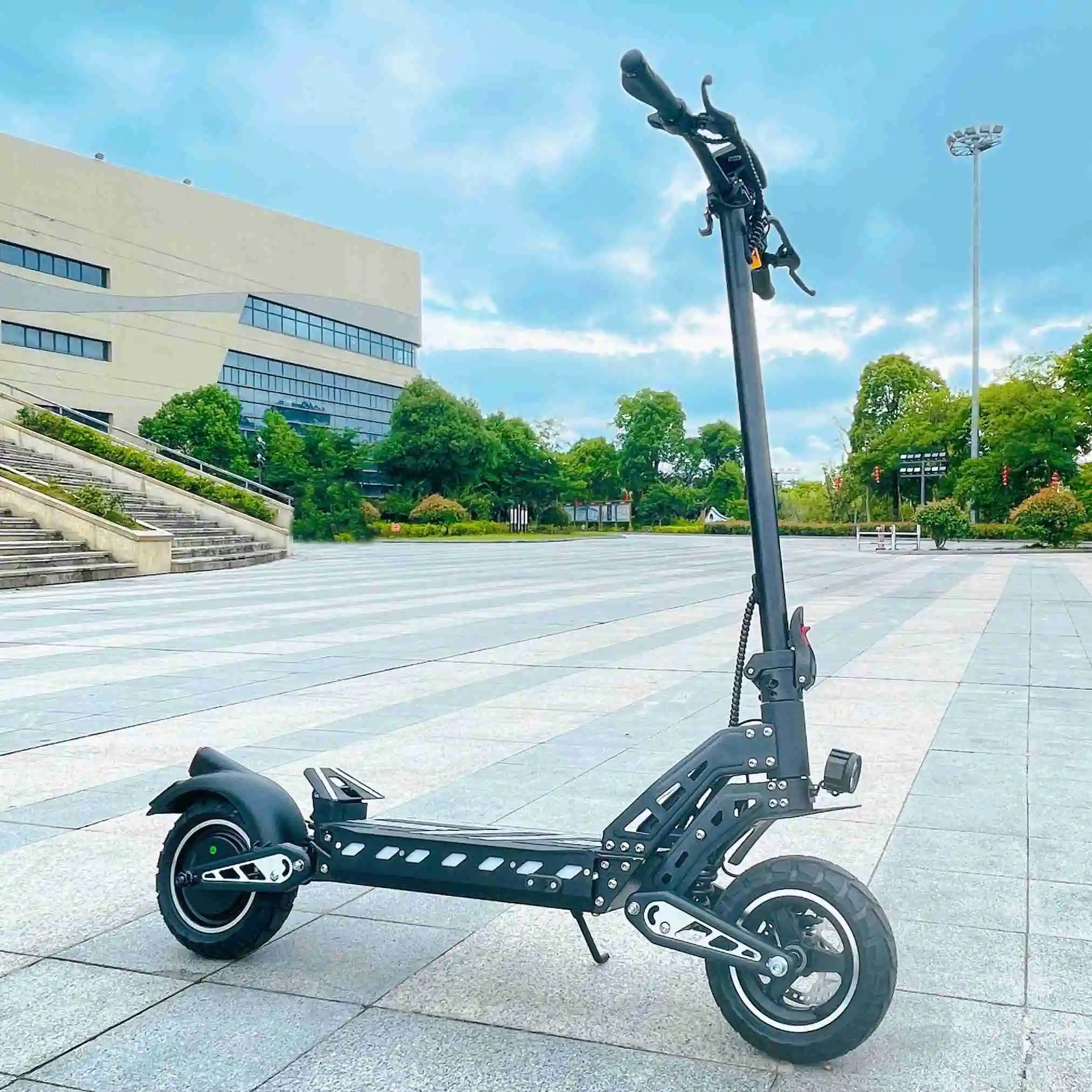 USA Warehouse Factory Direct DT10 Dual Motor 52V 3300W 20.8Ah Battery 10 inch Tires IPX5 70KM/H 70KM Range Electric Scooter