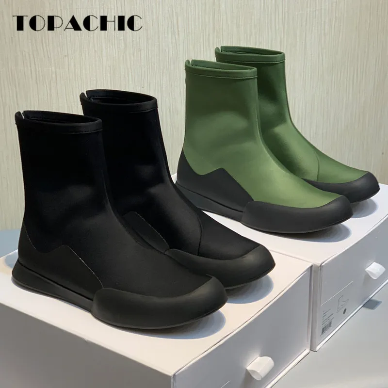 

9.14 TOPACHIC Women's Stretch Comfortable Rubber Thick Sole Round Toe Back Zipper Short Chelsea Boots