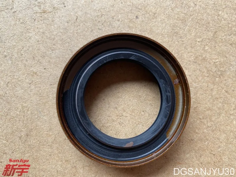 LANCER COLT 4A91 1.5L OIL SEAL,T/M FR DIFF CASE 2960A032