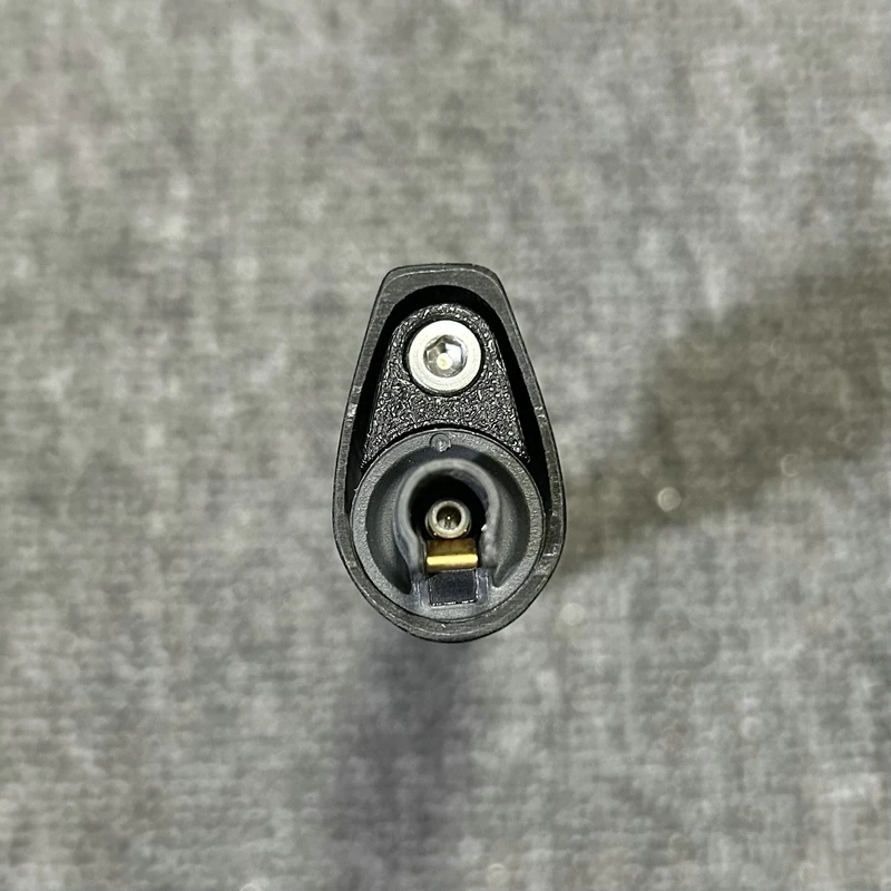 巨大なカートリッジ用のdi2つのバッテリーマウント,prop_adisel,adv