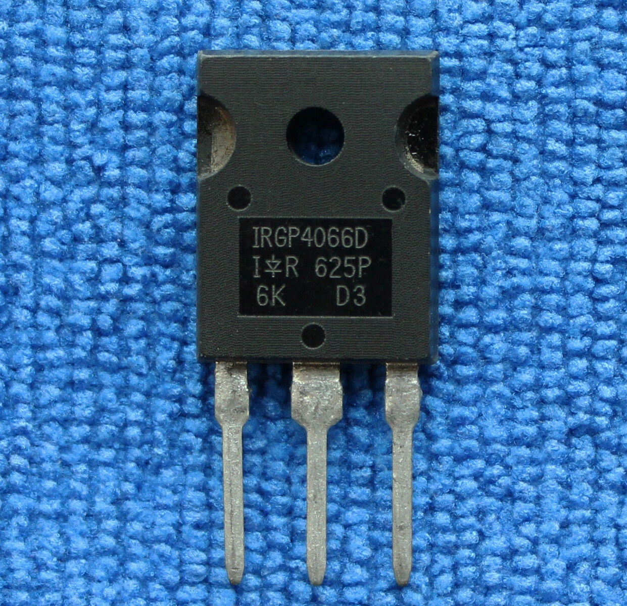 

1PCS IRGP4066DPBF IRGP4066D IRGP4066 TO-3P Transistor IGBT 600V 140A New Original In Stock