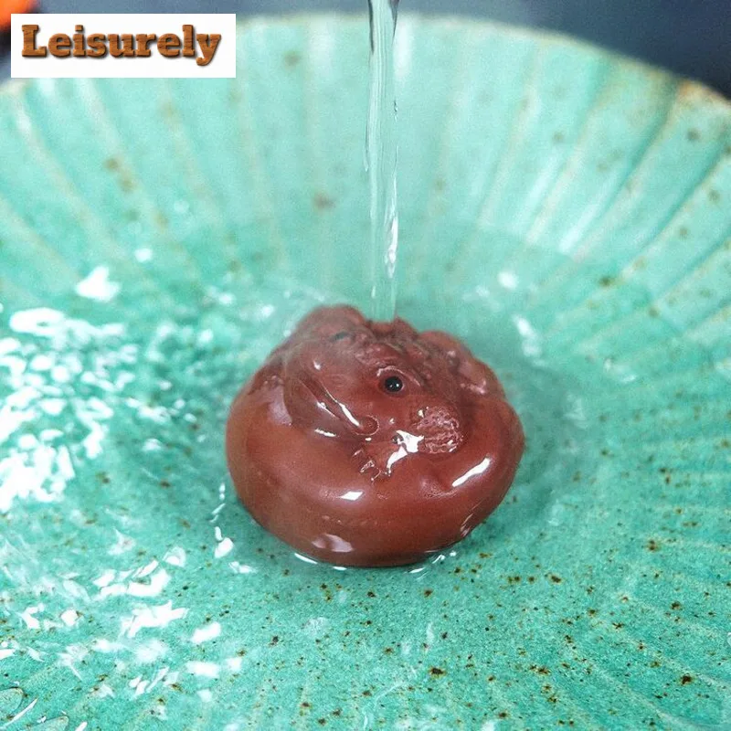 Yixing Purple Clay Palm Jin Chan Tea Pet Japanese Lucky Model Tea Figurine Play Toys Tea Statue Ornaments Supplies Decoration