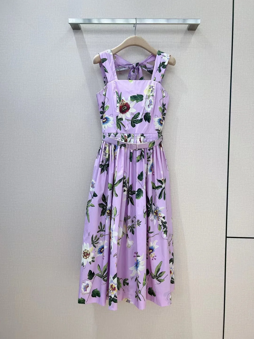 

Fyion High Quality 2023 Summer Women Fashion Runway Midi Dress Print Slash Neck Sleeveless Belt Sexy Top Dresses