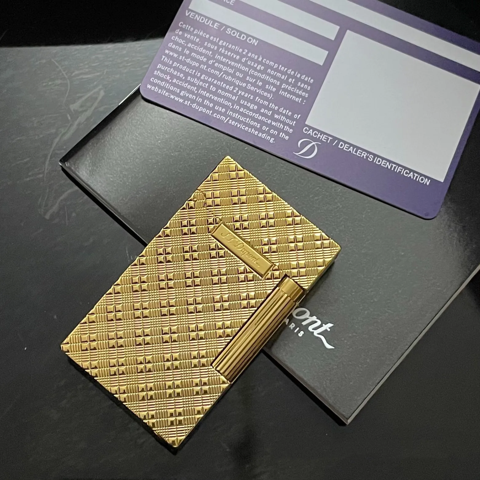 S.T. Collezione Di Accendini In Ottone Dorato Dupont