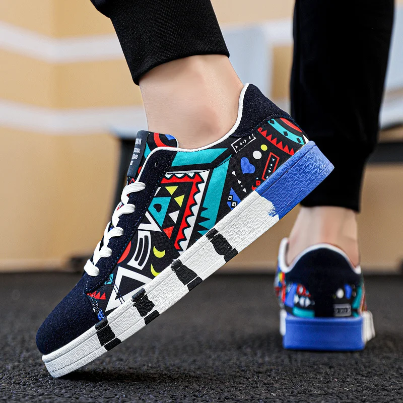 High quality Red Vulcanized Shoes For Men Unisex Casual Sneakers 46 Size Fashion Graffiti Flat Sneakers Men Skateboard Shoes 5