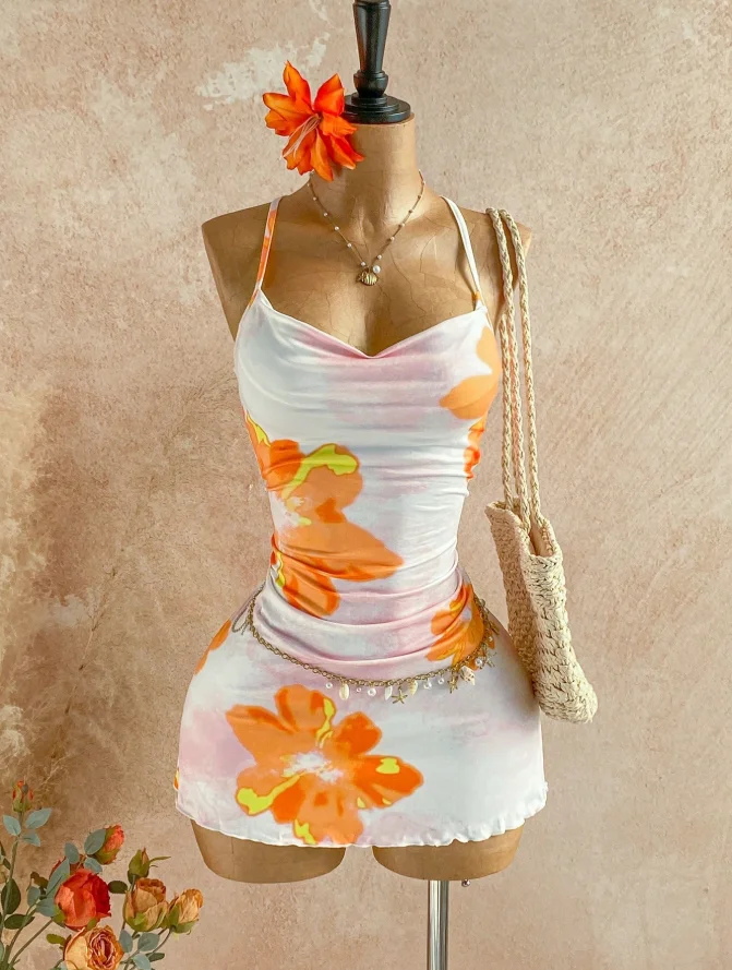 Robe mini moulante pour femme, col licou, imprimé floral, fronces latérales, ourlet à volants, style Y2K, été 2026, plage tropicale, soirée, sortie