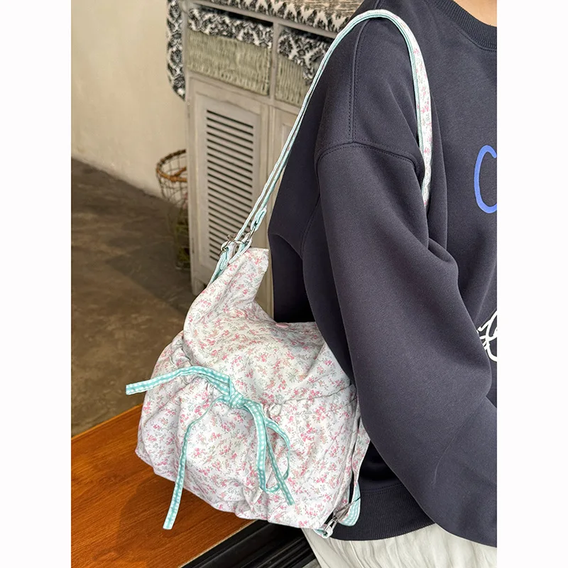 Pink Floral Bow Backpack For Women 2025 New Korean Style Large Capacity Pleated Shoulder Bag, Commuting Bucket Bag