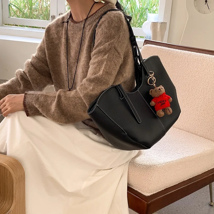 Designer Large Capacity Women Handbag Single Shoulder Portable Shopping Bag Luxury Leather Ladies Commuter Underarm Totes Bag