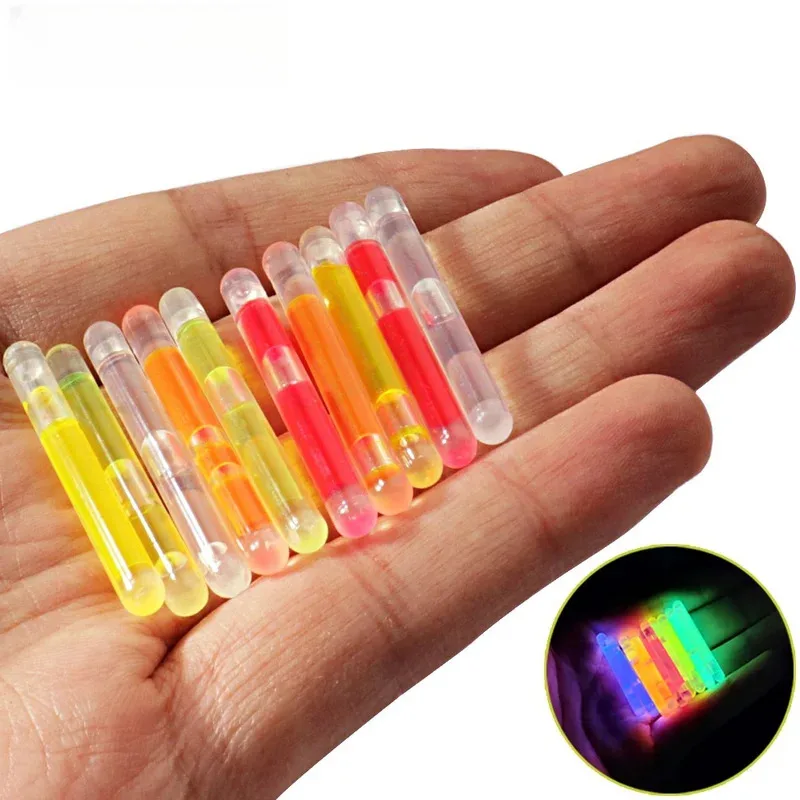 10 bâtons luminescents fluorescents 4.5x40mm pour cannes et flotteurs - Éclairage pêche de nuit