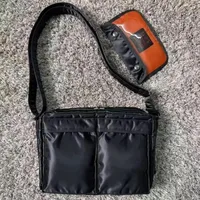 Sac bandoulière de luxe en nylon, taille L, avec petite pochette assortie, pour hommes et femmes, idéal pour le travail, les voyages et les trajets urbains. 1