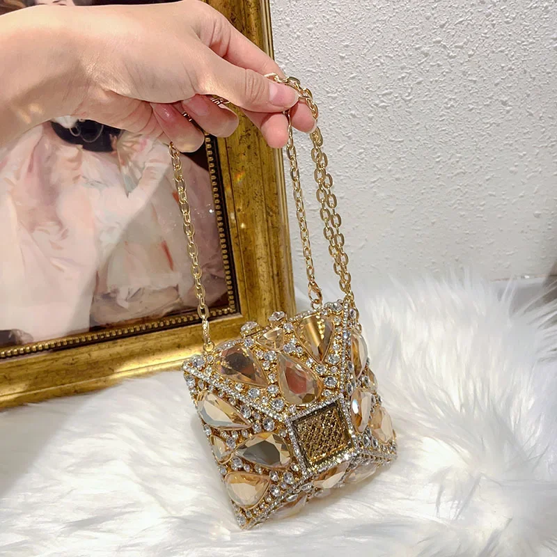 Women Gold Crystal Clutch Purse Gems Evening Bags Party Dinner Diamond Shoulder Bags Cocktail Rhinestone Handbags and Purses