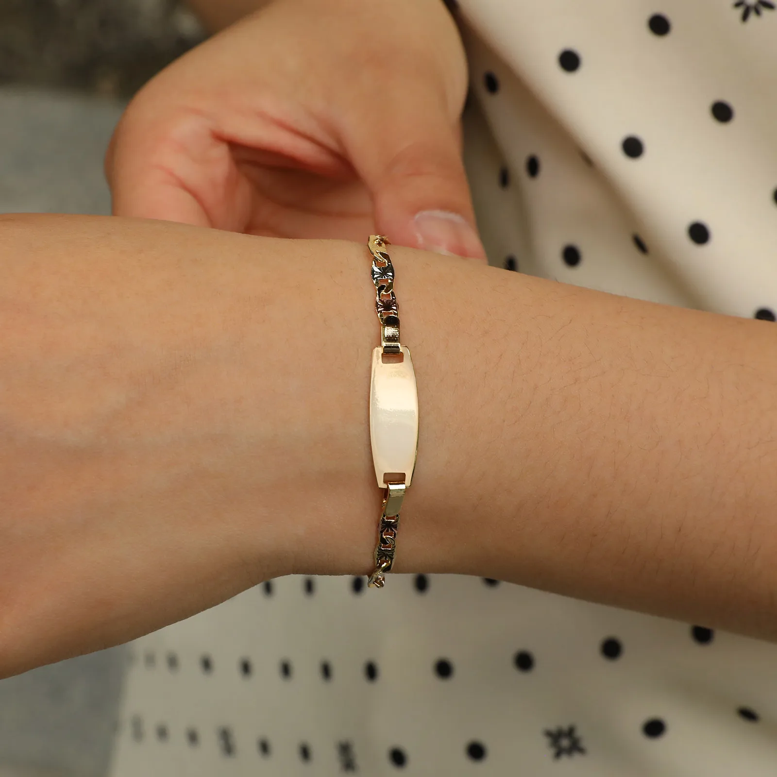 Bracciale personalizzato con nome in rame per bambini alla moda_voghion.com