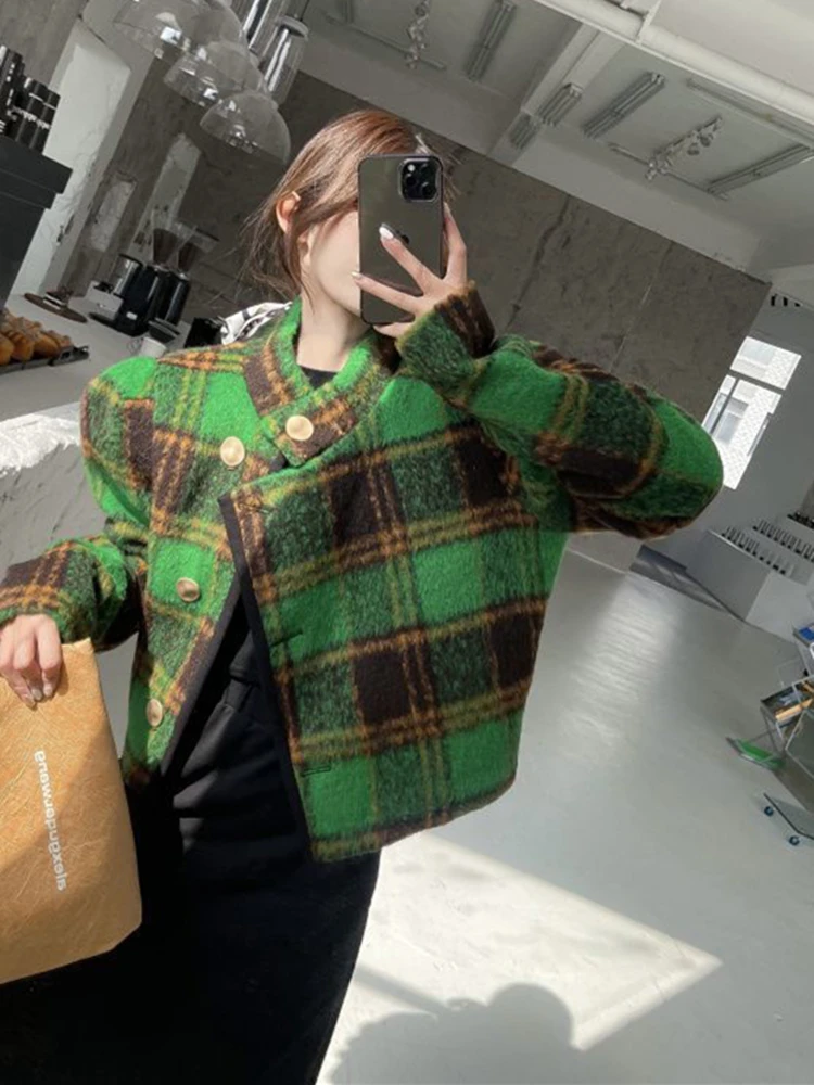 

2022 Women Vintage Green Woolen Jacket Short Coat