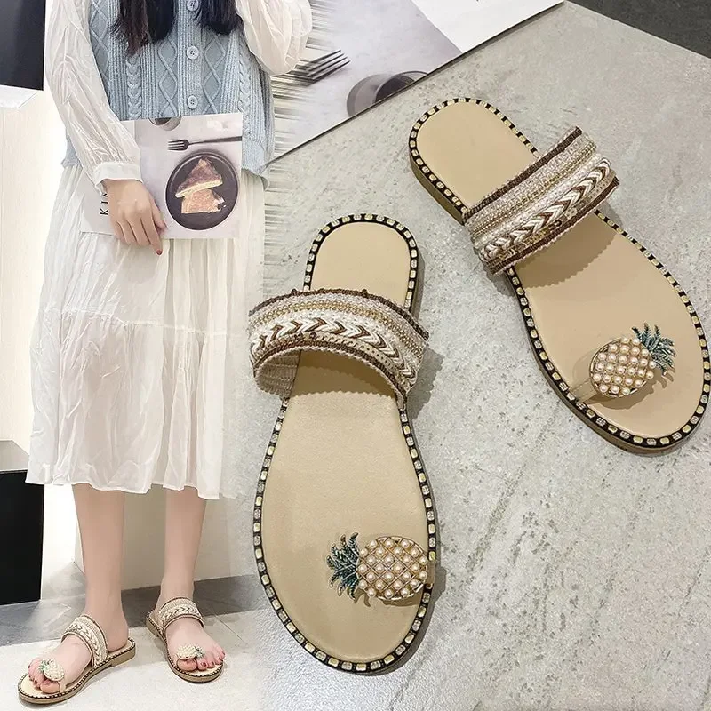 Zapatillas de verano europeas y americanas para mujer, chanclas modernas con flor de piña, perlas para estudiantes