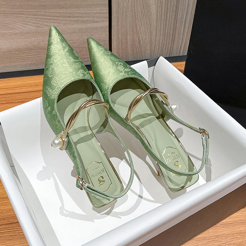 Luxury Pearl Crystal Rhinestone Wedding Shoes For Women 2024 Spring Brand Designer High Heels Women's Pumps Stiletto Party Shoes