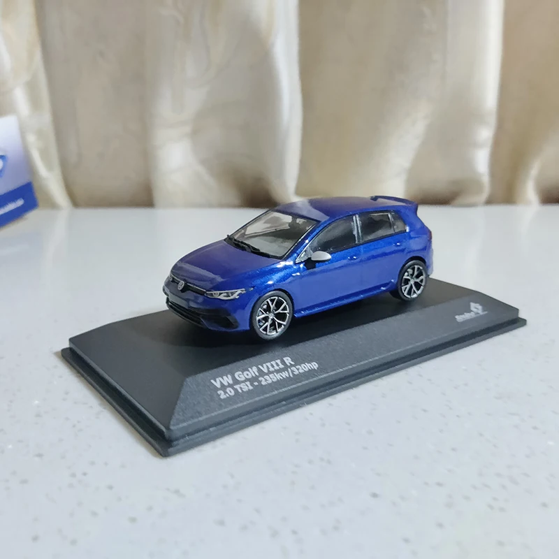Volkswagen Golf 2008 ミニカー 1/43 Volkswagen Golf 2008 ミニカー 1/43