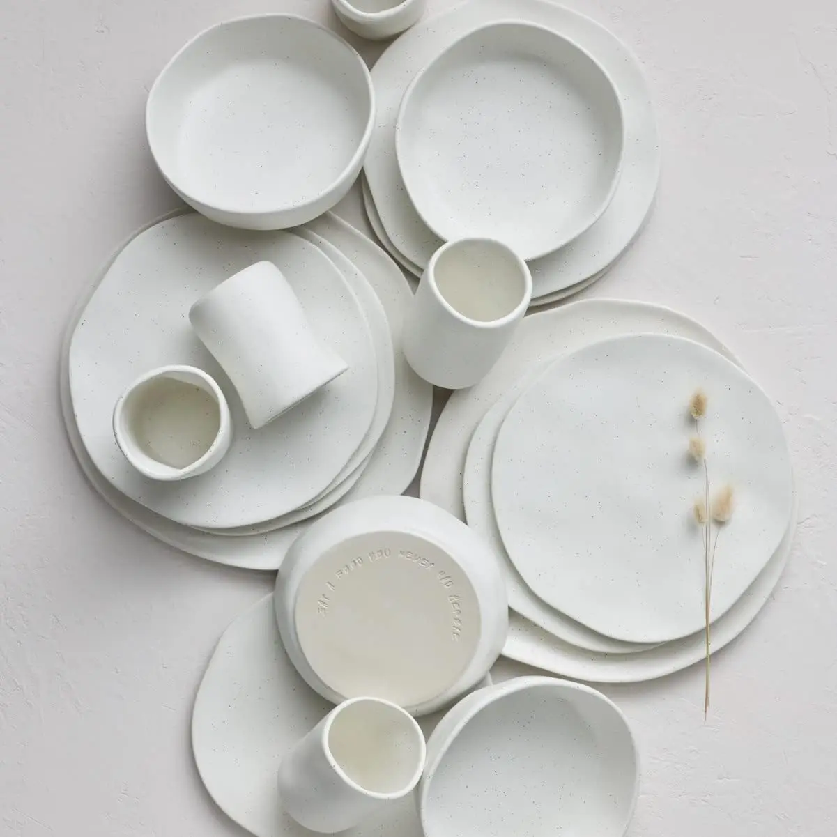 

32-Piece Dinnerware Set, Plate and Bowl Set, Dish Set for 8, White Speckled
